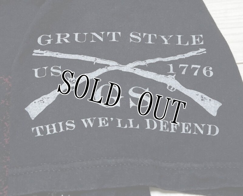 画像2: 米軍放出品　GRUNT STYLE　Tシャツ　SMALL (2)