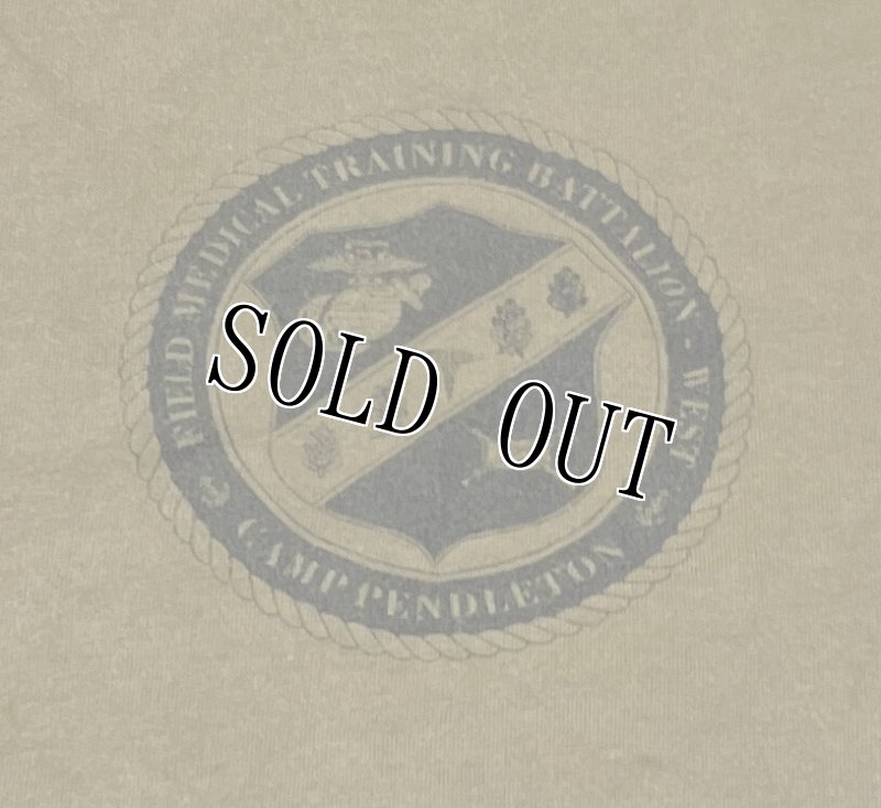 画像2: 米軍放出品 DEVIL DOCS CLASS Tシャツ MEDIUM (2)