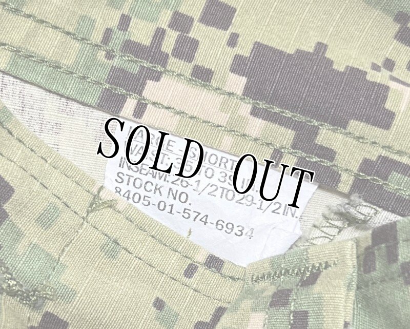 画像5: 米軍実物,US NAVY,　AOR2　NUW　迷彩パンツ　TYPEIII　LARGE-SHORT　 (5)