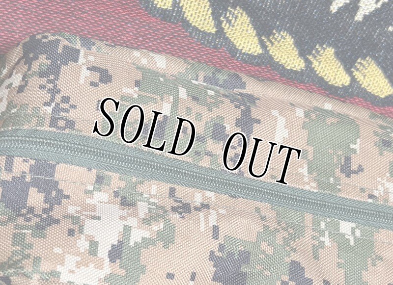 画像3: 米軍放出品 USMC ウッドランドピクセル ポーチ  (3)