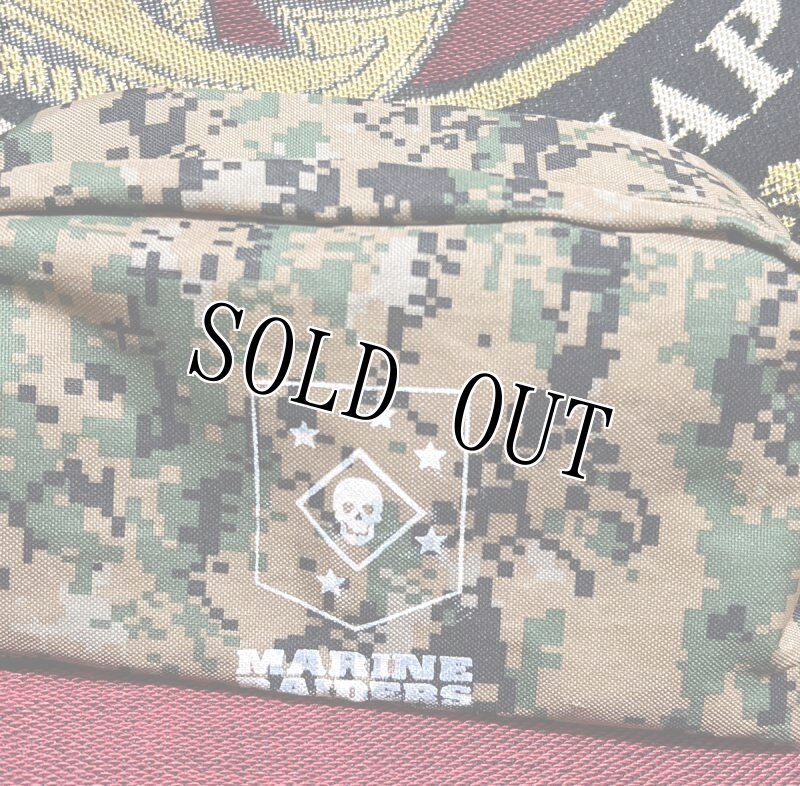 画像2: 米軍放出品 USMC ウッドランドピクセル ポーチ  (2)