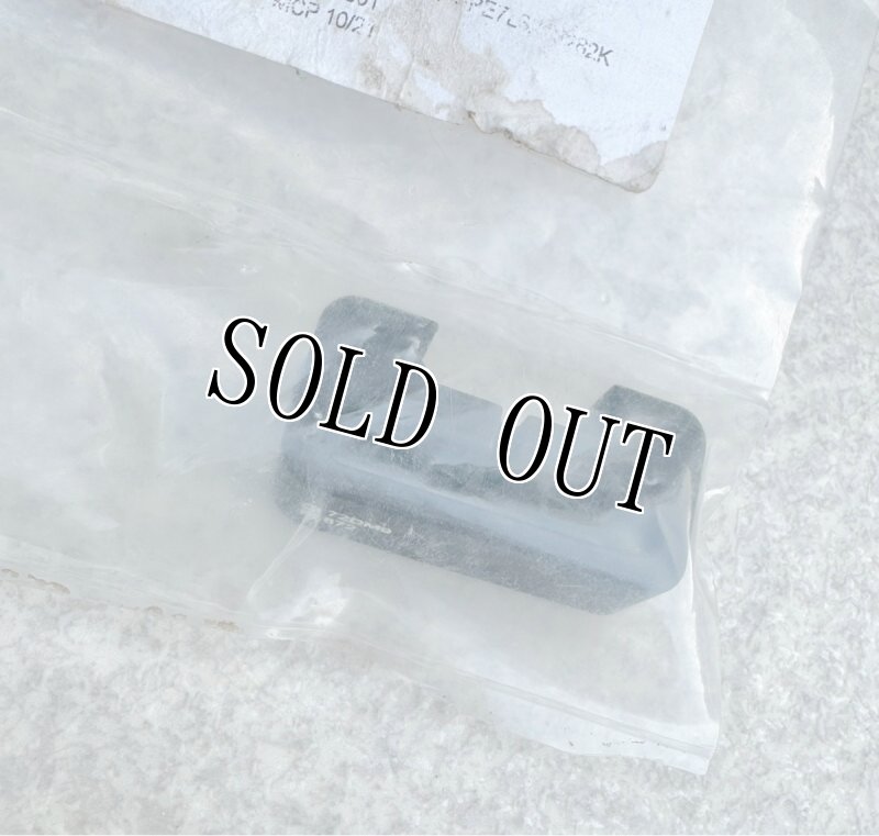 画像2: 米軍実物 レイル マウント フィクスドループ (RMFL) NSN 1005-01-589-7062 (2)