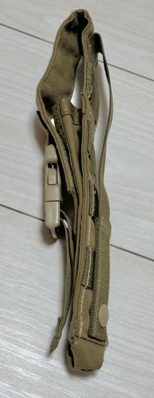 画像2: 米海軍放出品 実物 LBT-9026A フレアポーチCBコヨーテ (2)