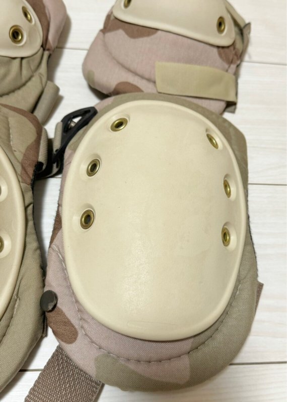 画像3: 米軍放出品 ALTA エルボー/ニーパッド デザート 3C (3)