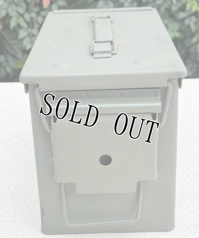 画像4: 米軍実物 アーモボックス50 Cal 12.7mm 弾薬ケース　 (4)