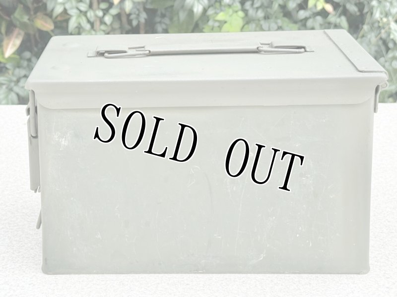 画像3: 米軍実物 アーモボックス50 Cal 12.7mm 弾薬ケース　 (3)