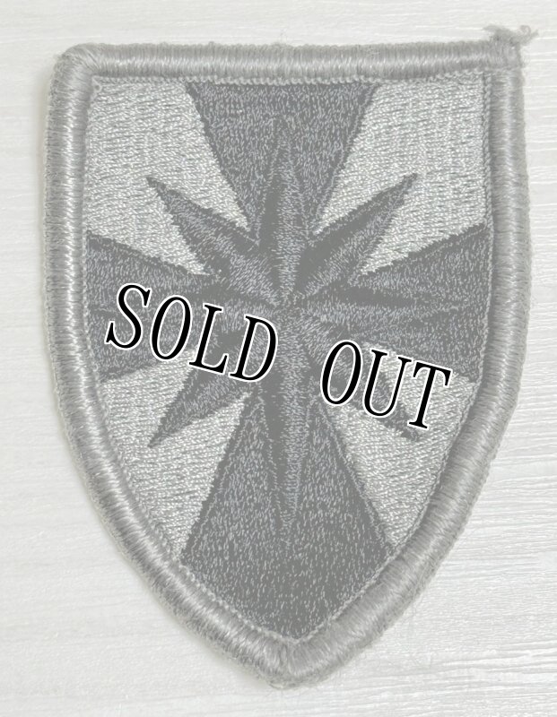 画像1: 米軍実物 アメリカ陸軍第8戦域維持コマンド ACU パッチ (1)