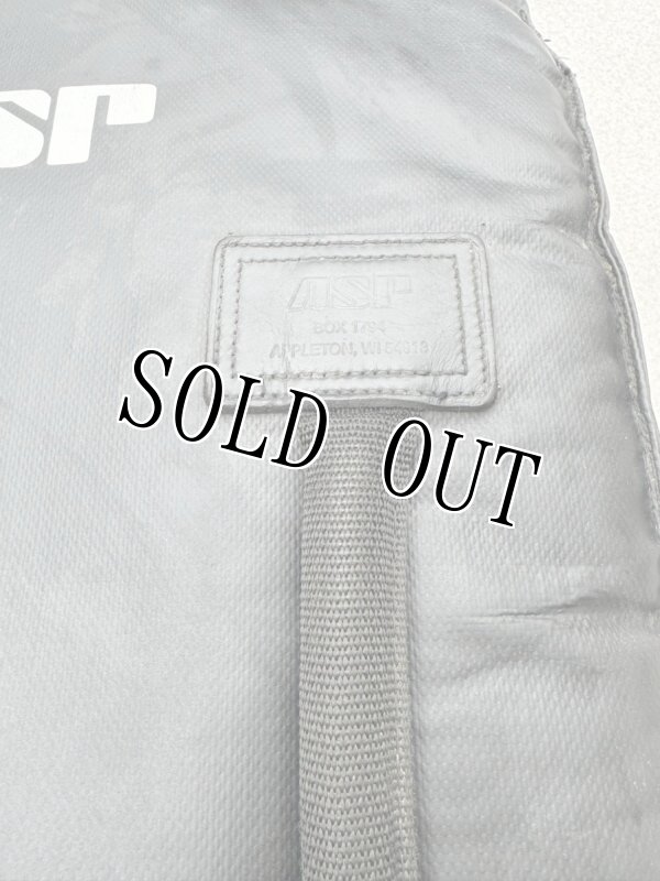 画像2: 米軍実物 ASP 格闘技 パンチングパッド トレーニングバッグ (2)