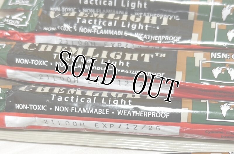 画像3: 米軍実物 CYALUME CHEMLIGHT サイリューム ライトスティック RED 12HR 10本 (3)