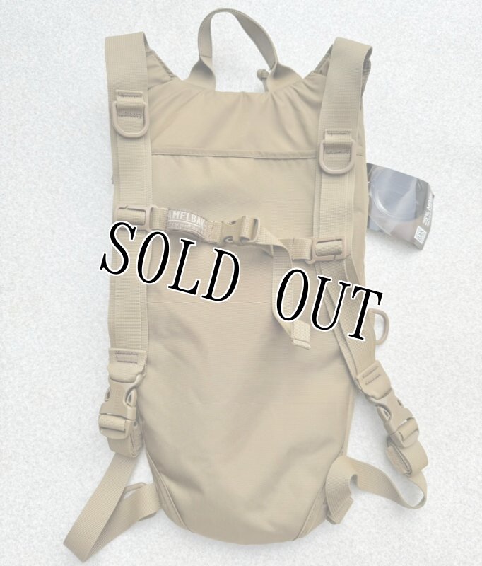 画像2: 米軍放出品 キャメルバック ハイドレーションバッグ(サーモバック)100OZ(3リットル) (2)