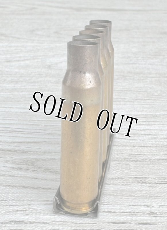 画像4: 米軍実物 7.62mm 空薬莢5連 薬莢 クリップ セット 使用済み 安全品 (4)