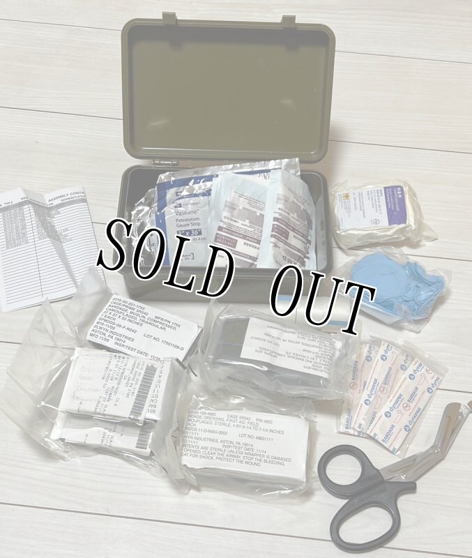 画像2: 米軍実物 FIRST AID KIT BOX GENERAL PURPOSE ファーストエイドボックス   (2)