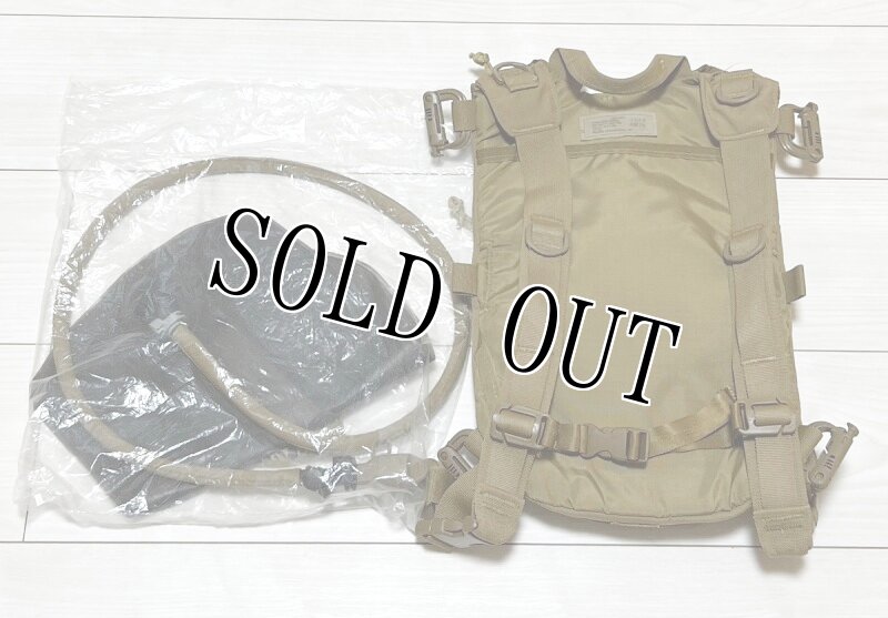 画像2: 希少‼︎ 海兵隊実物 FILBE ハイドレーション キャリア コヨーテ 100oz (2)