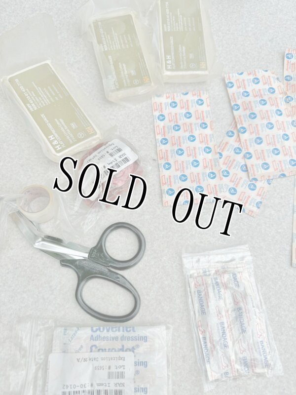 画像3: 米軍実物 FIRST AID KIT BOX GENERAL PURPOSE ファーストエイドボックス   (3)