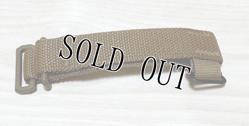 画像2: 米軍実物  ブルーフォース M16 バットストック アダプター　コヨーテ (2)