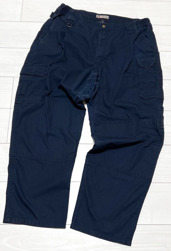画像1: 米軍放出品 5.11　タクティカルパンツ　40×30 (1)
