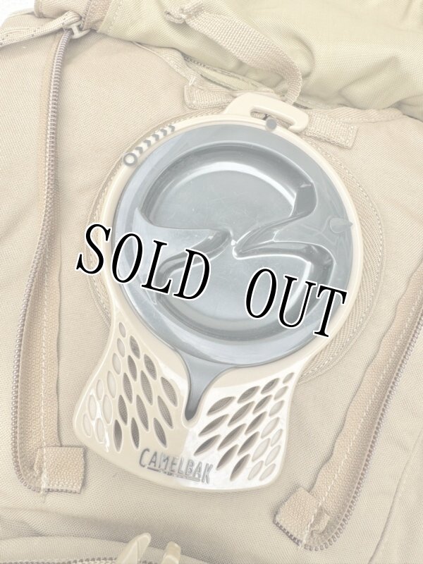 画像7: 希少‼︎ 海兵隊実物 FILBE EAGLE ハイドレーション キャリア コヨーテ 100oz (7)