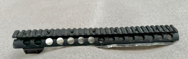 画像4: 米軍実物 KNIGHTS ARMAMENT M5 RAS Quad Rail Lower (4)