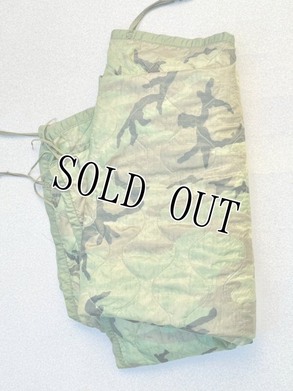 画像2: 米軍実物 ポンチョライナー  ウッドランドカモ 迷彩　 (2)