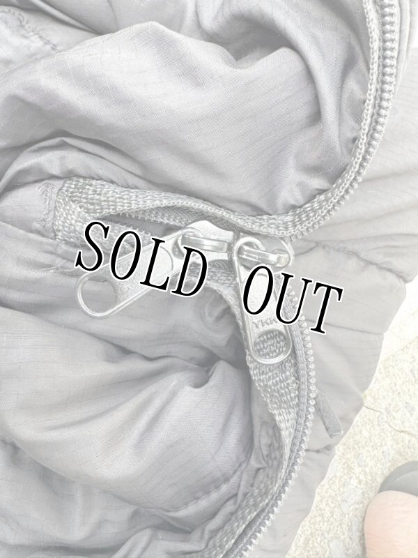 画像7: 米軍実物 モジュラースリーピングバッグ  ブラック (7)