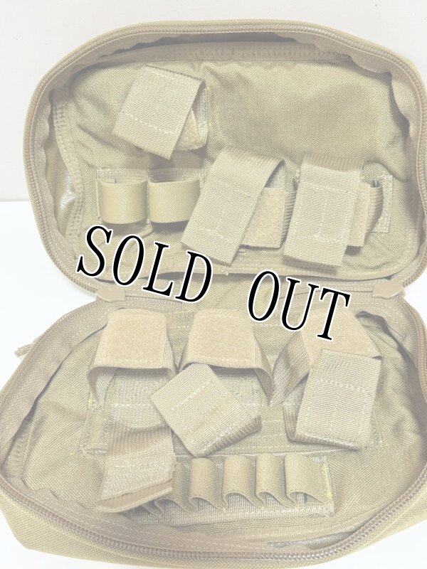 画像8: 米軍実物 SUREFIRE シュアファイヤ ウェポン ライト システム キャリング ポーチ コヨーテ (8)
