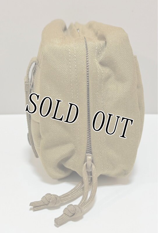 画像2: 米軍実物 SUREFIRE シュアファイヤ ウェポン ライト システム キャリング ポーチ コヨーテ (2)