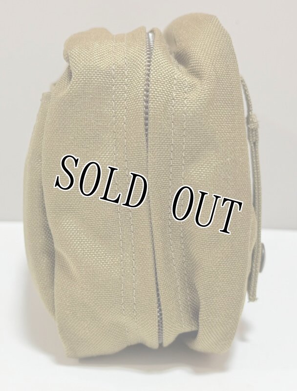 画像4: 米軍実物 SUREFIRE シュアファイヤ ウェポン ライト システム キャリング ポーチ コヨーテ (4)