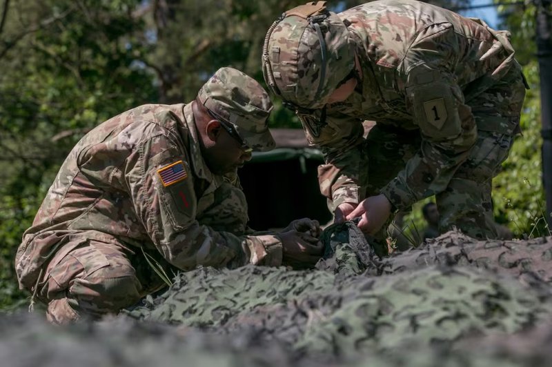 画像23: 米軍実物 カモフラージュ スクリーン 偽装網 (23)