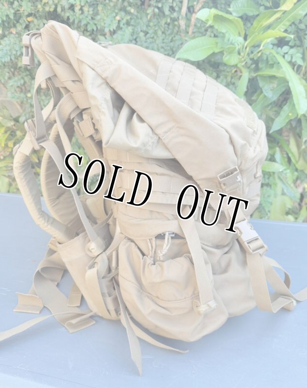 画像3: 米軍海兵隊実物  USMC PACK FILBE   EAGLE メインパック MYSTERY RANCH コヨーテ (3)