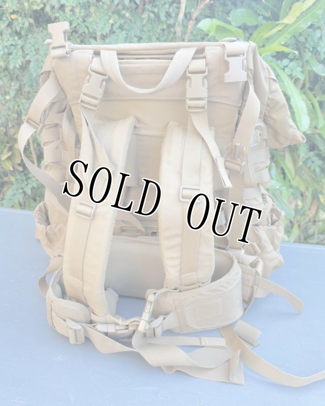 画像4: 米軍海兵隊実物  USMC PACK FILBE   EAGLE メインパック MYSTERY RANCH コヨーテ (4)