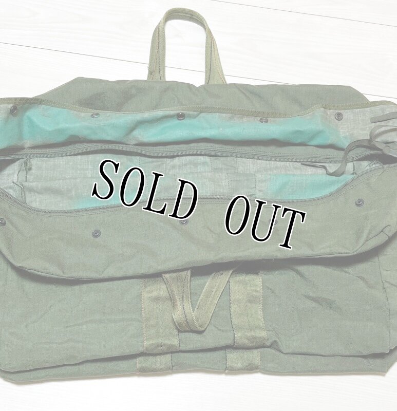 画像5: 米軍放出品 ナイロン　パラシュート キットバッグ  (5)