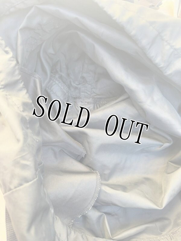 画像4: 米軍実物 スリーピングバッグ スタッフバッグ 圧縮サック  (4)