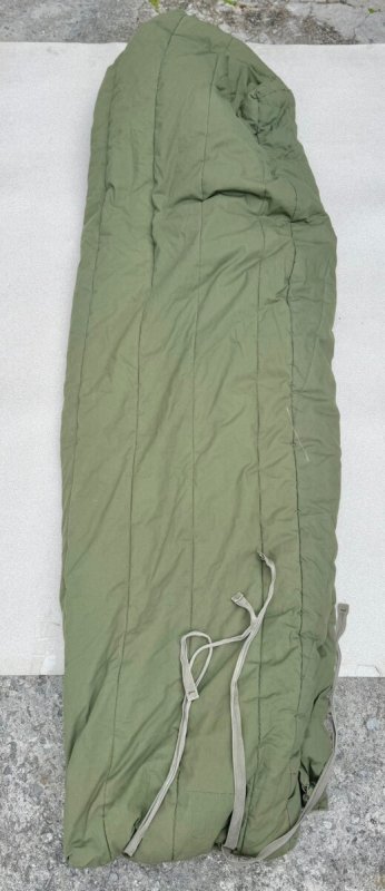画像3: 米軍実物 OD スリーピング・バッグ(寝袋)/ EXTREME COLD(極寒用) (3)