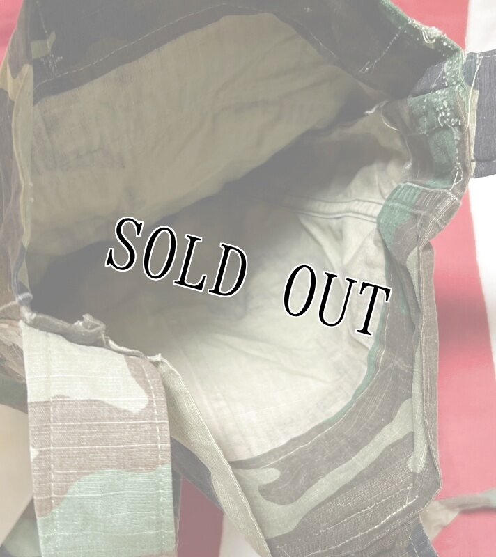 画像5: 米軍実物 USMC MARINES BDU生地 迷彩リメイクバッグ ウッドランド (5)