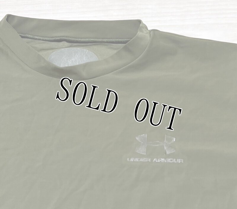 画像2: 米軍放出品　アンダーアーマー  タクティカルTシャツ　OD (2)