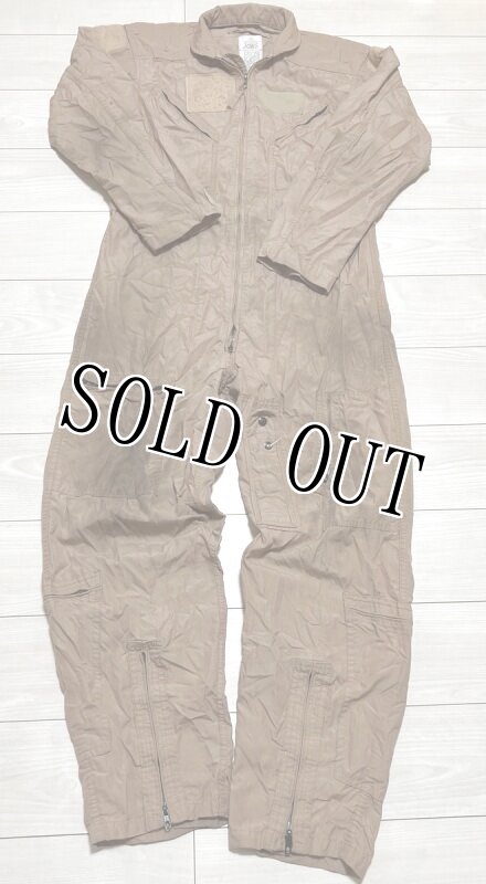 画像1: 米軍実物 CWU27/P　フライトスーツ　タン　44LONG (1)