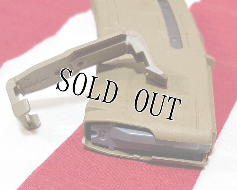 画像4: 米軍実物 MAGPUL  PMAG 30 GEN M3 AR-15/M4/M16 30連マガジン  WINDOW 両窓 30rd マグ 5.56mm コヨーテタン (4)