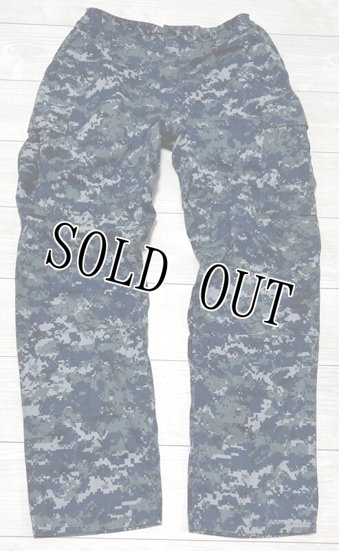画像1: 米軍実物　US NAVY,　迷彩パンツ 　MEDIUM-REGULAR (1)