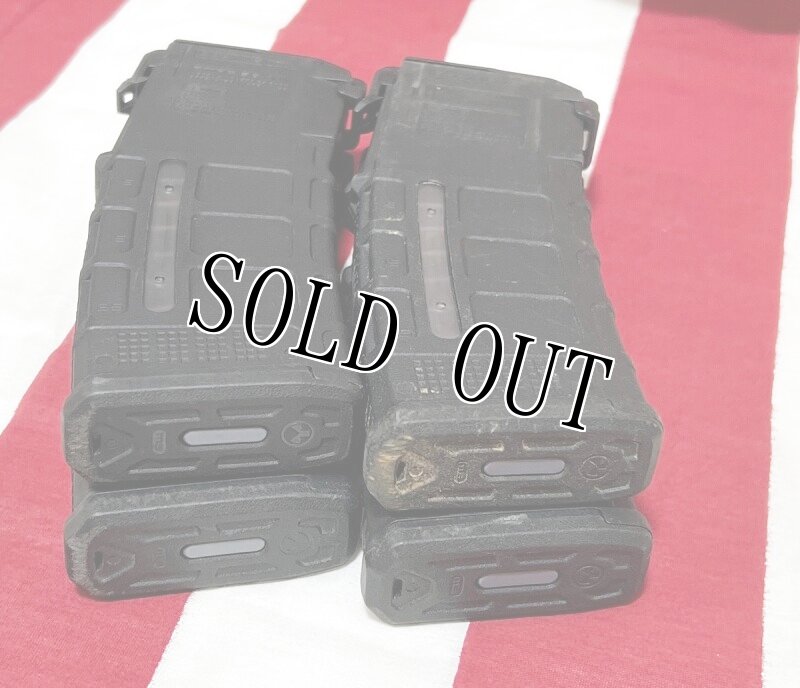 画像3: 米軍実物  MAGPUL PMAG 30 GEN M3 AR-15/M4/M16 30連マガジン   WINDOW 両窓 30rd マグ 5.56mmブラック (3)