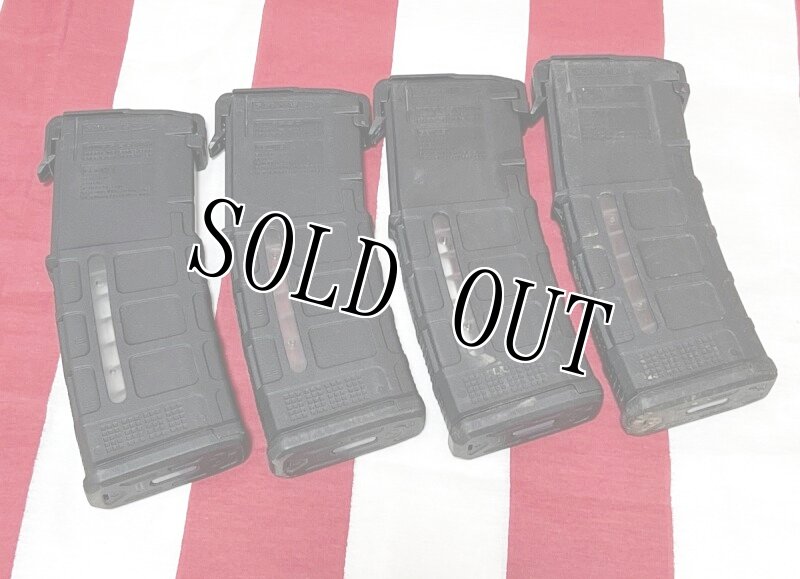 画像2: 米軍実物  MAGPUL PMAG 30 GEN M3 AR-15/M4/M16 30連マガジン   WINDOW 両窓 30rd マグ 5.56mmブラック (2)