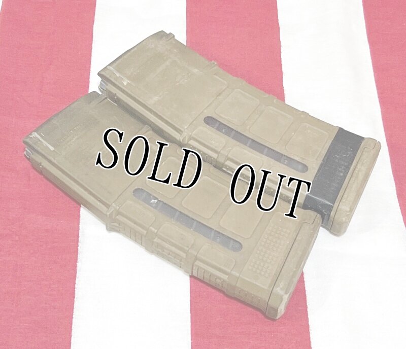 画像2: 米軍実物 MAGPUL PMAG 30 GEN M3 AR-15/M4/M16 30連マガジン   WINDOW 両窓 30rd マグ 5.56mm コヨーテタン　2個セット  (2)