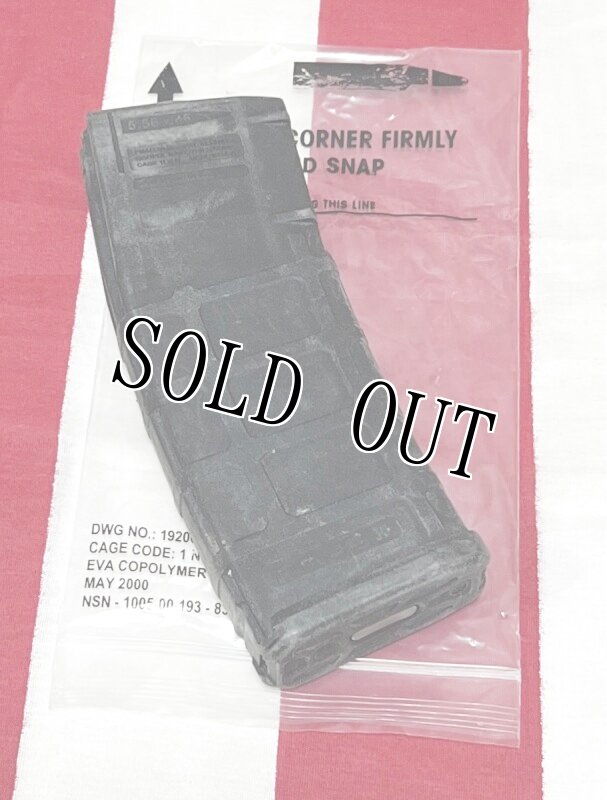 画像1: 米軍実物 Magpul PMAG 30 AR-15/M4/M16 GEN M3 5.56 マガジン (1)