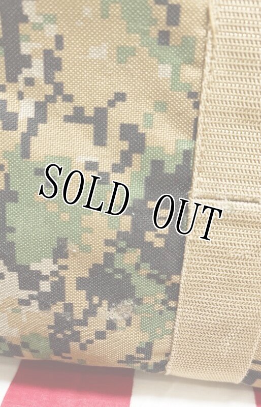 画像5: 米軍放出品 USMC ピクセルボストンバッグ (5)