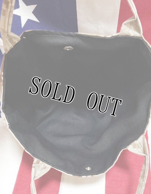 画像4: 米軍実物　USMC MARINES　BDU生地　迷彩リメイクミニバッグ　デザート (4)