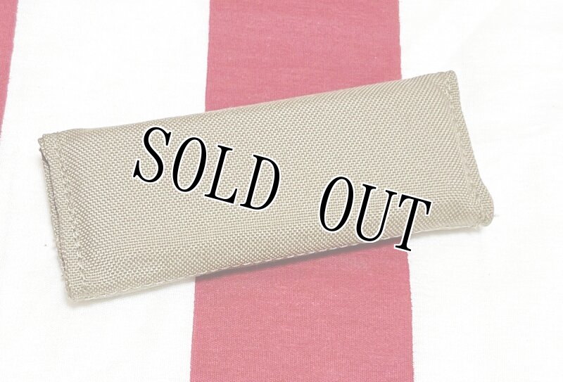 画像2: 米軍放出品 LBT Padded Handle Wrap TAN   スリング／ショルダーパット (2)