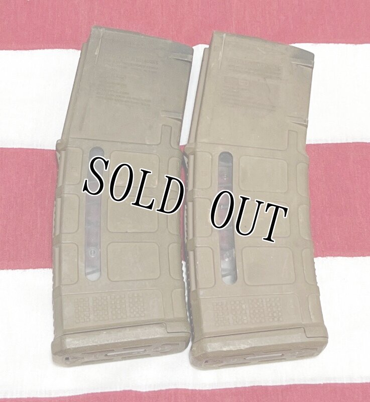 画像2: 米軍実物 MAGPUL PMAG 30 GEN M3 AR-15/M4/M16 30連マガジン   WINDOW 両窓 30rd マグ 5.56mm コヨーテタン　2個セット  (2)