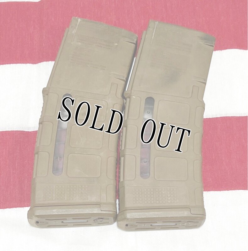 画像2: 米軍実物 MAGPUL PMAG 30 GEN M3 AR-15/M4/M16 30連マガジン   WINDOW 両窓 30rd マグ 5.56mm コヨーテタン　2個セット  (2)