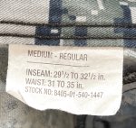 画像4: 米軍実物　US NAVY,　迷彩パンツ 　MEDIUM-REGULAR (4)