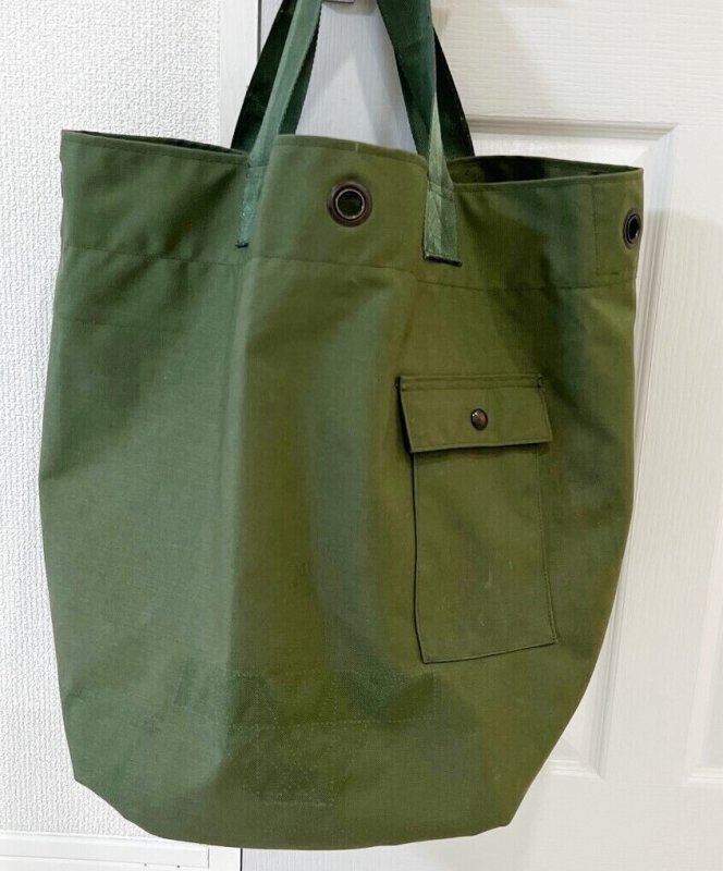 画像6: 米軍実物　USEDダッフルバッグ生地　リメイクバッグ　 (6)