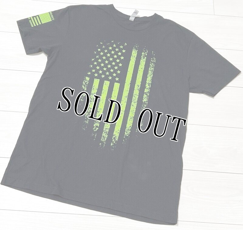 画像1: 米軍放出品 T.V.P. 半袖Tシャツ　LARGE (1)